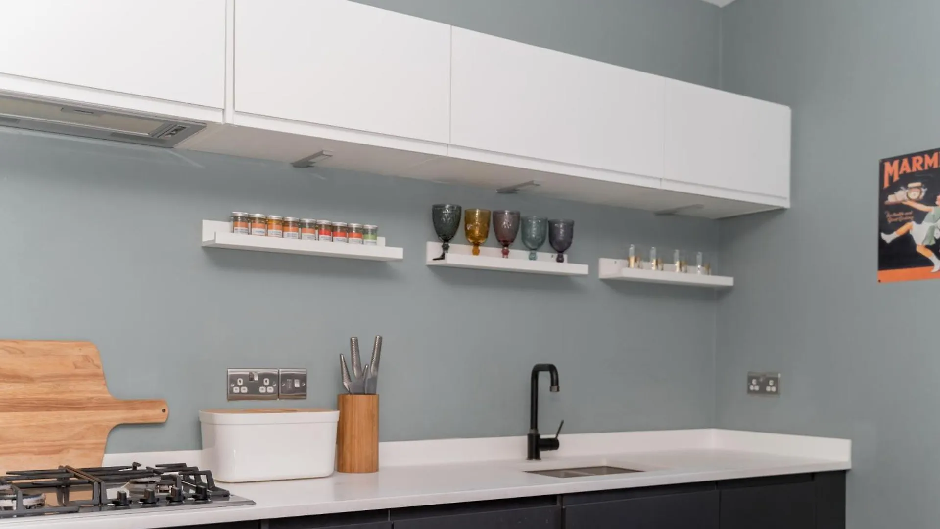 公寓 Beautiful & Bright 2Bd Flat - Haymarket 爱丁堡