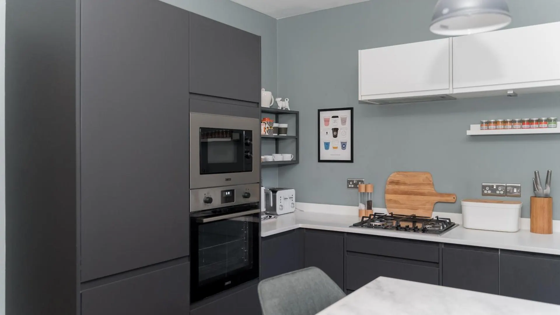 Apartment Beautiful & Bright 2Bd Flat - Haymarket Edinburgh
