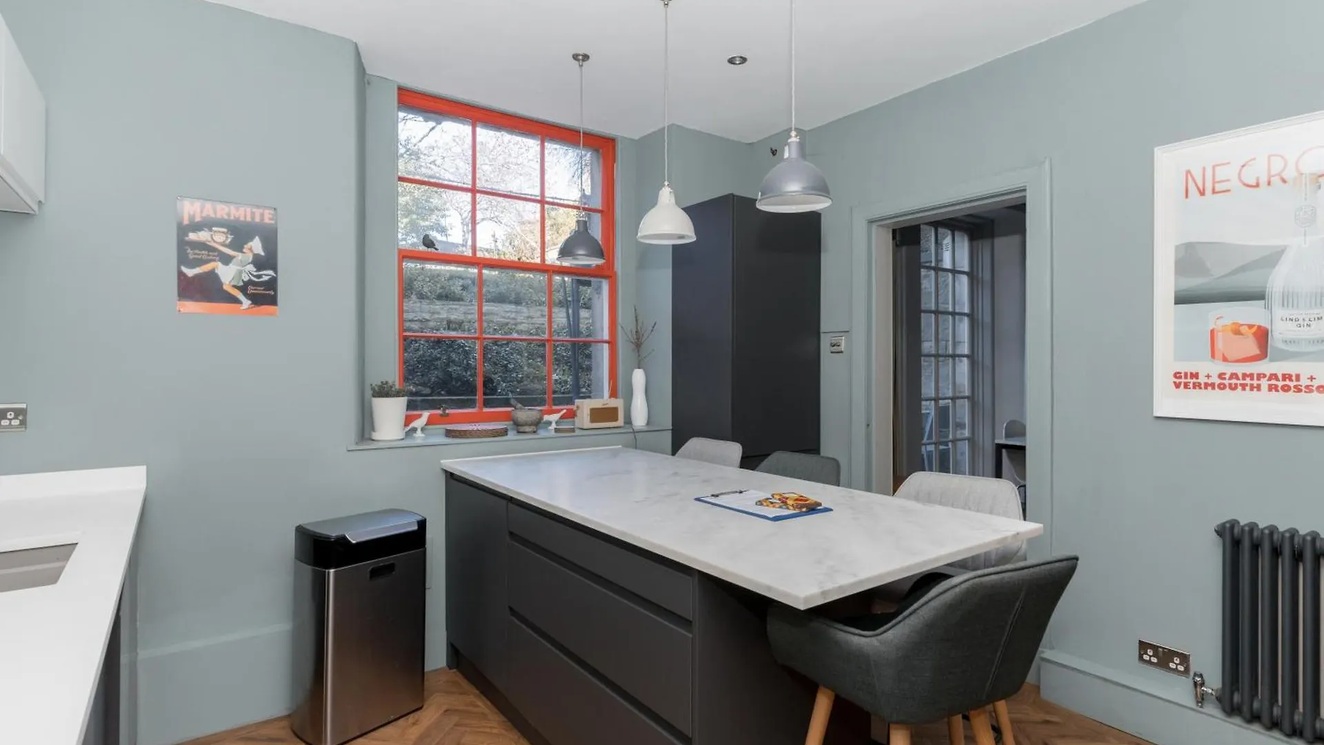 Beautiful & Bright 2Bd Flat - Haymarket Edinburgh Apartment